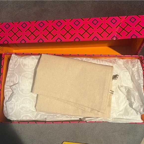 Tory Burch Women’s Miller Sandals Black Size 7 US - Picture 16 of 16